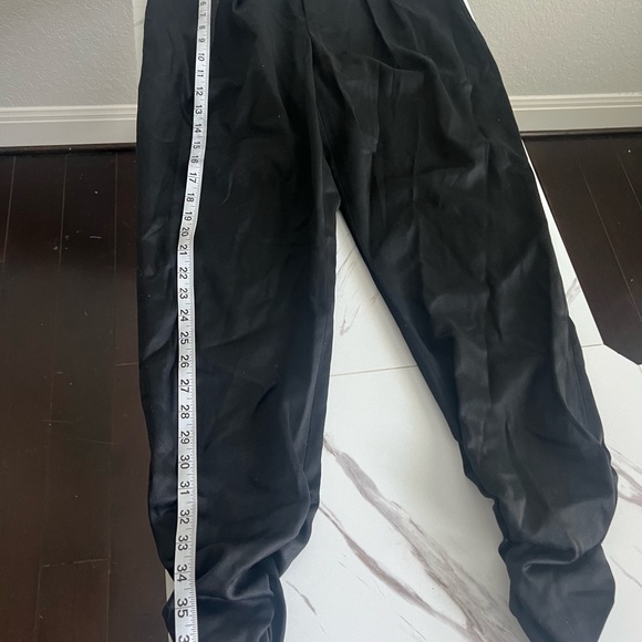 ALICE+OLIVIA Samuel pleat pant - Picture 7 of 11